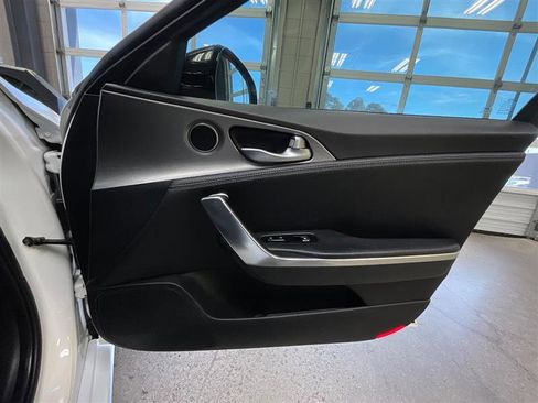 Used 2020 Kia Stinger GT image 23