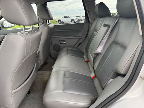 Used 2005 Jeep Grand Cherokee Limited AWD/4WD image 14