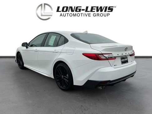 Used 2025 Toyota Camry SE w/ Multimedia Upgrade Package image 4