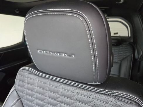 New 2025 GMC Sierra EV Denali AWD/4WD image 12