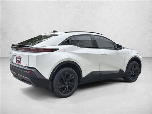 New 2026 Toyota C-HR AWD/4WD image 5