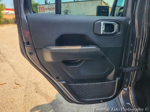 Certified 2025 Jeep Wrangler Unlimited Sahara AWD/4WD image 21