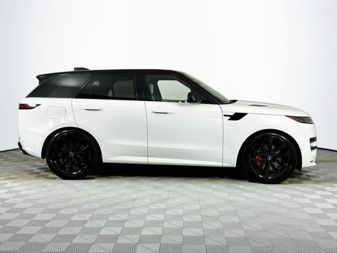 Certified 2025 Land Rover Range Rover Sport Dynamic SE AWD/4WD image 4
