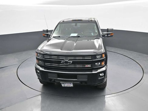 Used 2016 Chevrolet Silverado 2500 LT w/ Midnight Edition AWD/4WD image 21