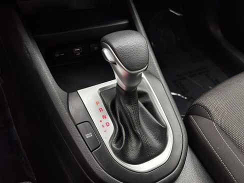 Used 2024 Kia Forte LXS FWD image 28