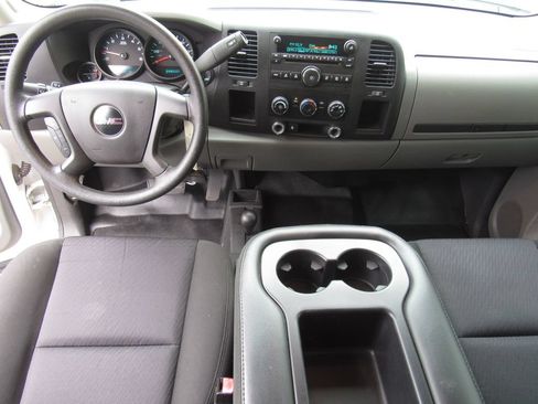 Used 2011 GMC Sierra 1500 W/T AWD/4WD image 25