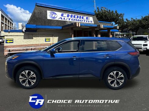 Used 2021 Nissan Rogue SV FWD image 3