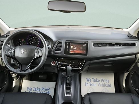 Used 2017 Honda HR-V EX-L image 16