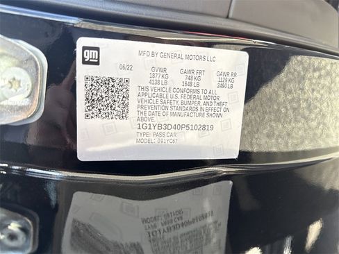 Used 2023 Chevrolet Corvette Stingray w/ Z51 Performance Package image 24