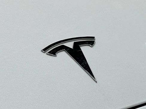 Used 2021 Tesla Model 3 Standard Range Plus RWD image 37