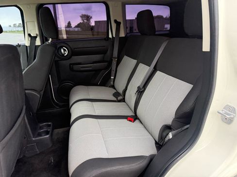 Used 2008 Dodge Nitro SXT w/ Sun & Wheels Group AWD/4WD image 16