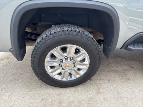 Certified 2025 Chevrolet Silverado 2500 High Country image 9