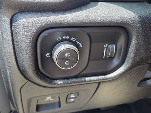 Used 2022 RAM 1500 Big Horn AWD/4WD image 28