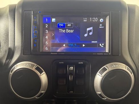 Used 2011 Jeep Wrangler Unlimited 70th Anniversary w/ Dual Top Group image 13