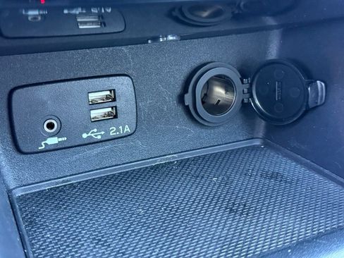 Used 2023 Subaru Forester Limited image 23