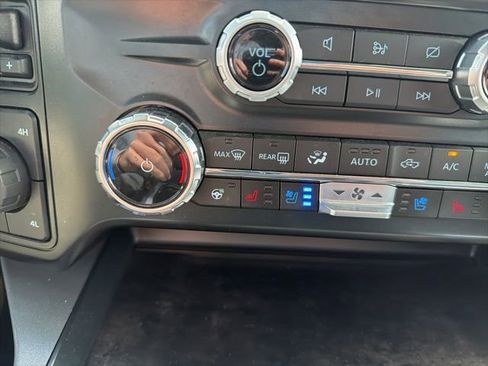 Used 2024 Ford F350 Lariat w/ Lariat Ultimate Package AWD/4WD image 48