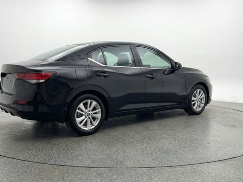 Used 2025 Nissan Sentra S FWD image 9