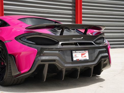 Used 2019 McLaren 600LT RWD image 10