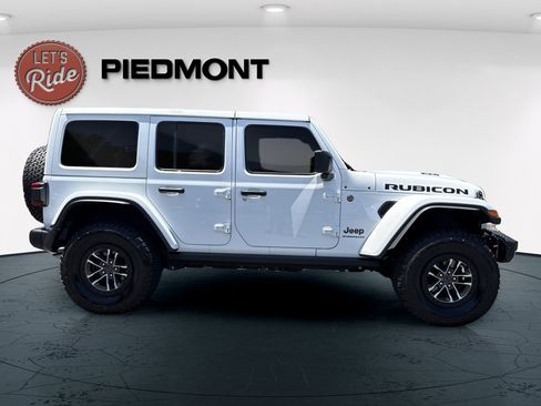 Used 2024 Jeep Wrangler Unlimited Rubicon 392 AWD/4WD image 2