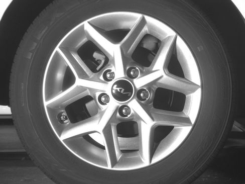 Used 2025 Kia Soul LX w/ LX Technology Package FWD image 22