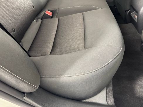 Used 2025 Nissan Altima 2.5 SV FWD image 37