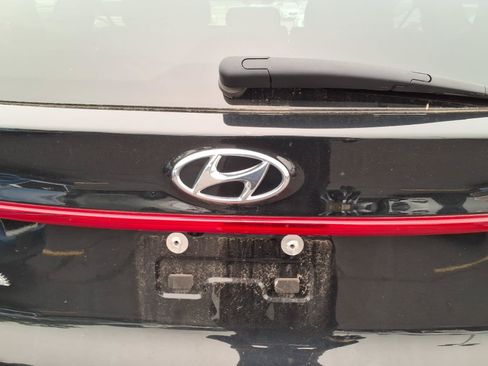 Certified 2023 Hyundai Santa Fe SEL w/ Cargo Package AWD/4WD image 15
