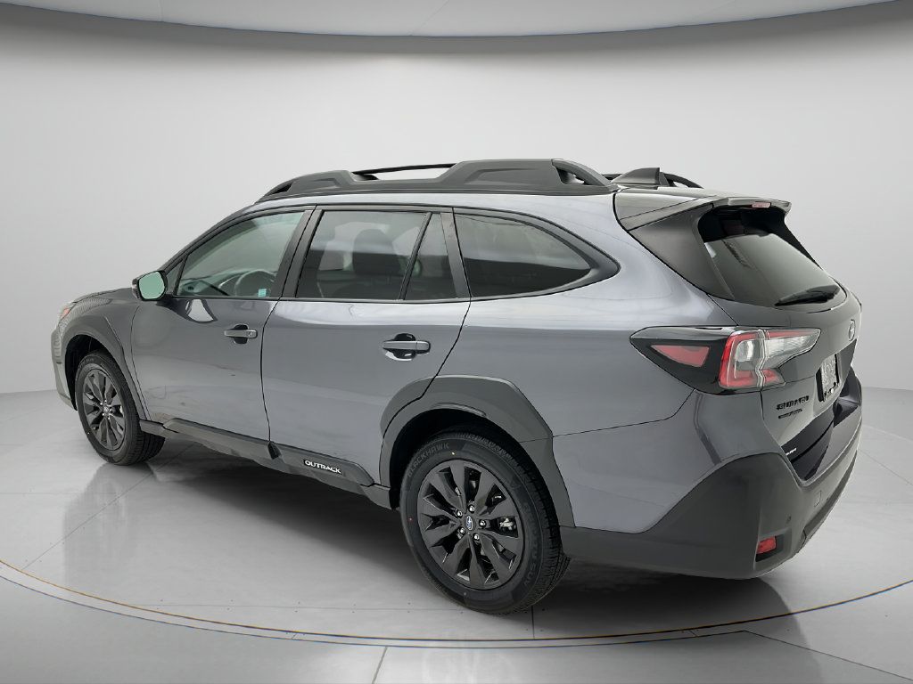 Used 2025 Subaru Outback Onyx Edition AWD/4WD image 4