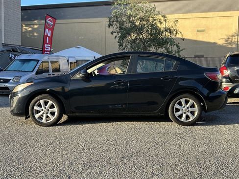 Used 2010 MAZDA MAZDA3 i Touring image 3