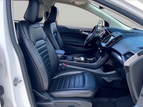 Used 2020 Ford Edge SEL w/ Convenience Package AWD/4WD image 9