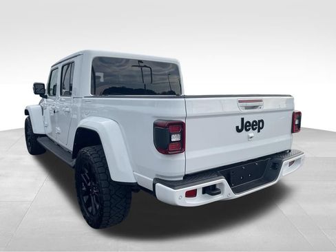 Used 2021 Jeep Gladiator Overland AWD/4WD image 14