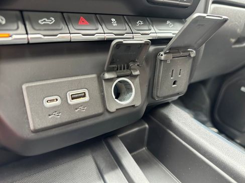 Used 2020 GMC Sierra 1500 AT4 w/ AT4 Premium Package AWD/4WD image 19