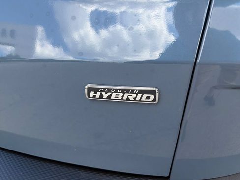 Used 2026 Ford Escape SE w/ PHEV Premium Package FWD image 8