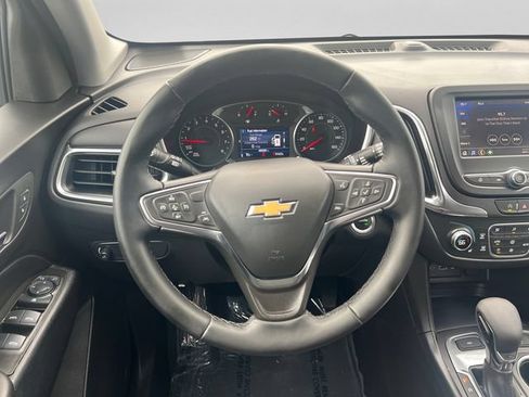 Used 2024 Chevrolet Equinox LT AWD/4WD image 13