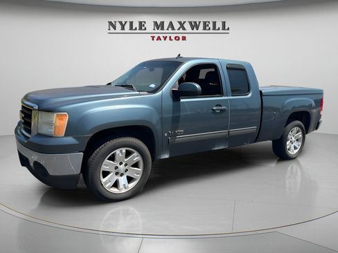 Used 2008 GMC Sierra 1500 SLE w/ Texas Edition RWD image 4