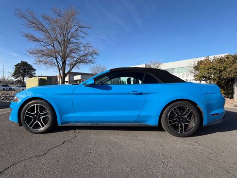 Used 2023 Ford Mustang Premium image 11