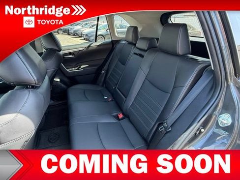 Used 2023 Toyota RAV4 XLE Premium FWD image 7