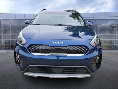 Used 2022 Kia Niro Touring Special Edition image 3