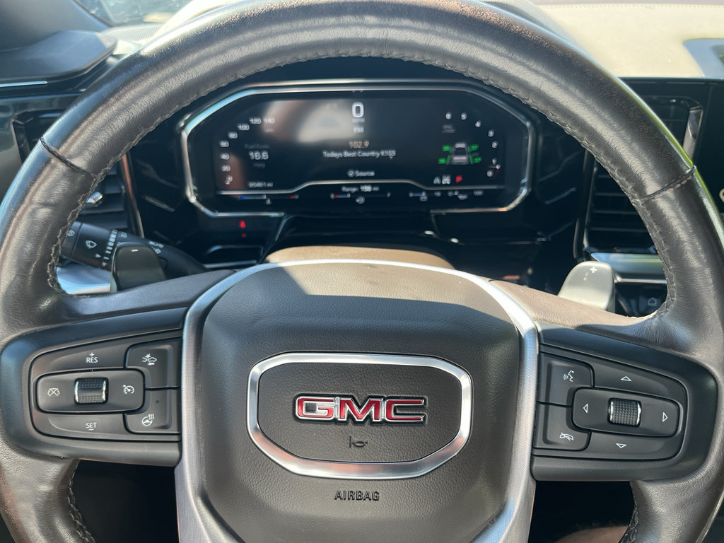 Used 2022 GMC Sierra 1500 SLT w/ SLT Premium Plus Package AWD/4WD image 15
