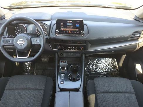 Certified 2024 Nissan Rogue SV image 15