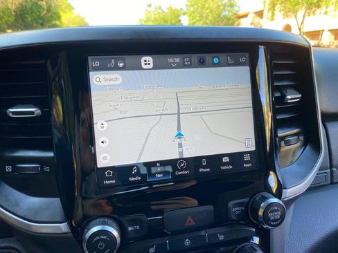 Used 2025 RAM 2500 Big Horn image 66