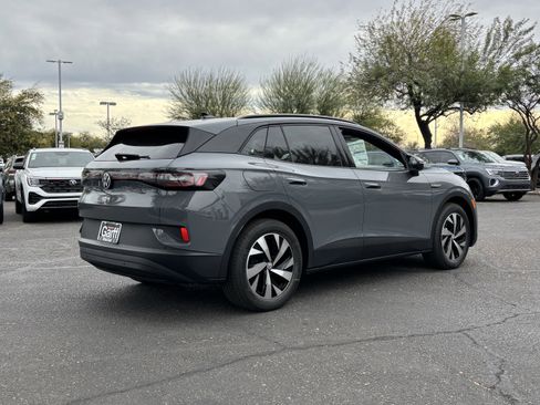 New 2026 Volkswagen ID.4 Pro image 3