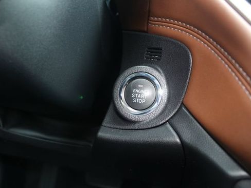 Used 2020 Subaru Outback Touring AWD/4WD image 35
