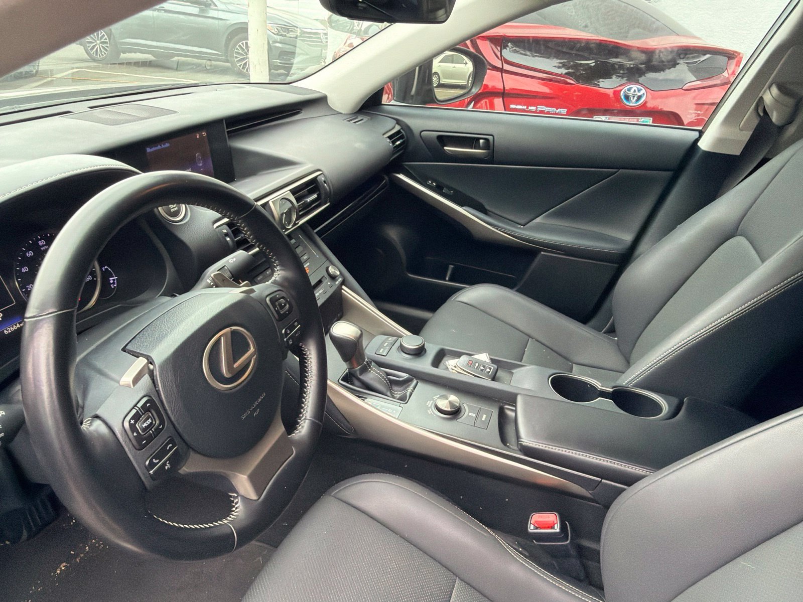 Used 2019 Lexus IS 300 w/ Accessory Package RWD image 5