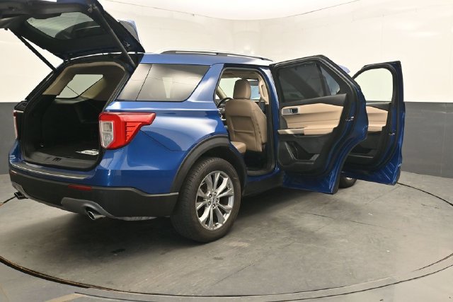 Used 2021 Ford Explorer Limited AWD/4WD image 47