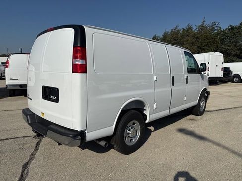 New 2025 Chevrolet Express 3500 w/ Driver Convenience Package RWD image 5