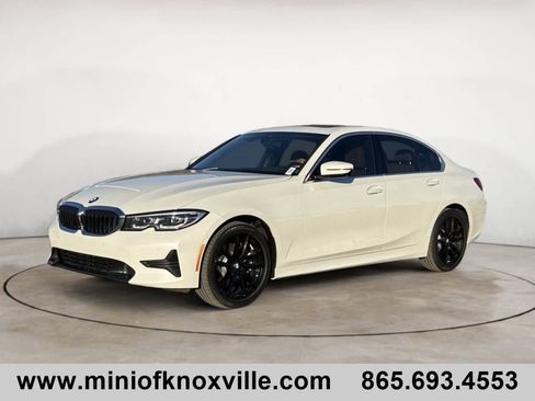 Used 2020 BMW 330i xDrive Sedan w/ Premium Package image 7