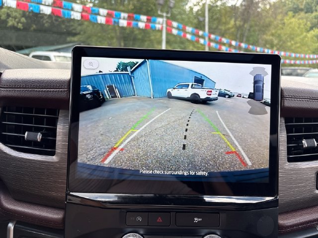 Used 2024 Ford Expedition Limited AWD/4WD image 17