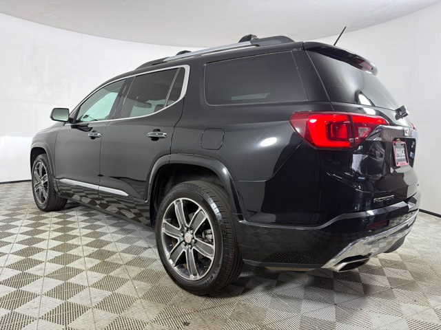 Used 2017 GMC Acadia Denali w/ Technology Package AWD/4WD image 7