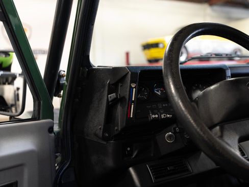 Used 1997 Land Rover Defender 90 image 59