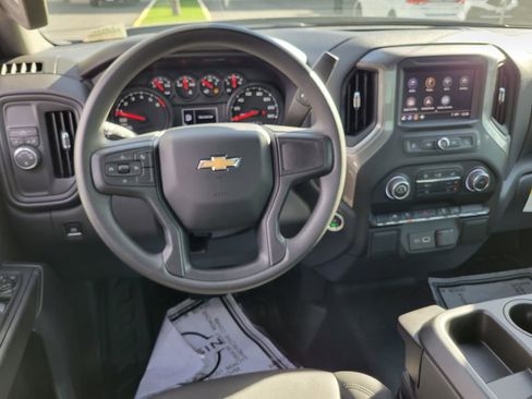 Used 2026 Chevrolet Silverado 1500 W/T RWD image 4